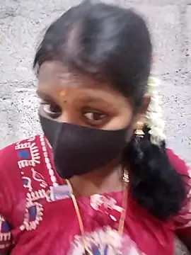 Snapshot of Tamil_Hot_Sandy chatting on June 2026 03:55:01 PM Tamil Hot Sandy online show from June 2026 03:55:01 PM