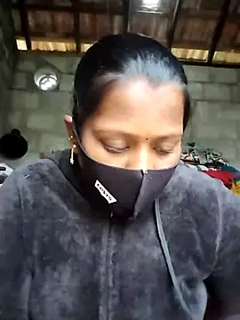 Tamil Hot Sandy online show from November 2025 03:06:02 AM