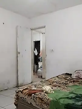 kkaycelia online show from February 2026 10:22:02 PM