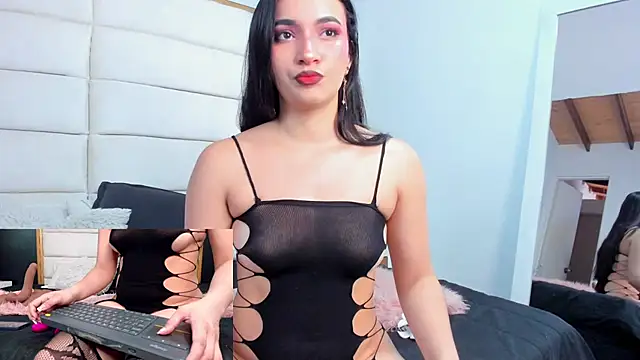 Snapshot of EliDurann chatting on November 2025 12:38:02 PM EliDurann online show from November 2025 12:38:02 PM