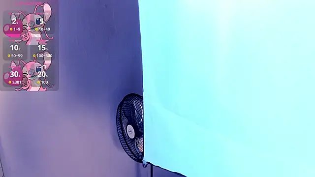 Snapshot of Caroline_Millerr chatting on November 2025 09:51:02 PM Caroline Millerr online show from November 2025 09:51:02 PM