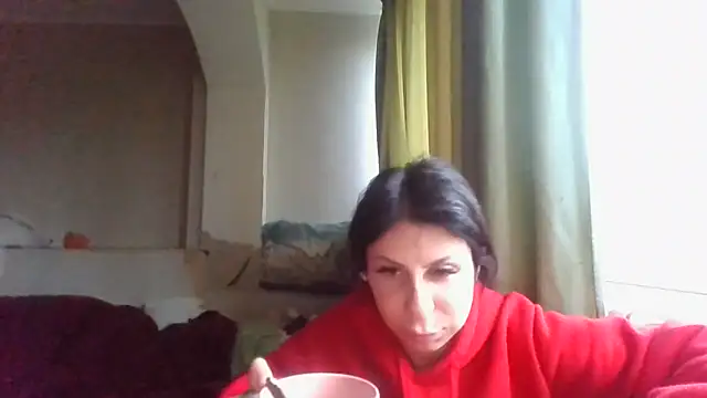 Snapshot of QueenMomyS chatting on December 2025 07:07:02 AM QueenMomyS online show from December 2025 07:07:02 AM