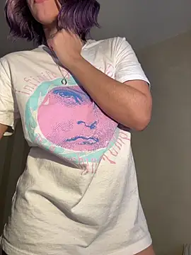 Capricho 01 online show from November 2025 06:55:01 PM