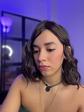 Snapshot of Capricho_01 chatting on April 2026 06:33:02 PM Capricho 01 online show from April 2026 06:33:02 PM