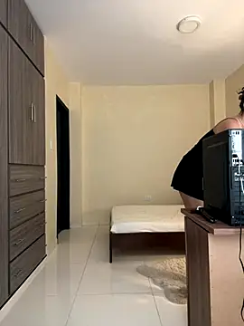 Capricho 01 online show from October 2025 12:39:02 PM