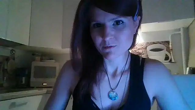 Snapshot of Arivonne chatting on February 2026 09:48:01 PM Arivonne online show from February 2026 09:48:01 PM