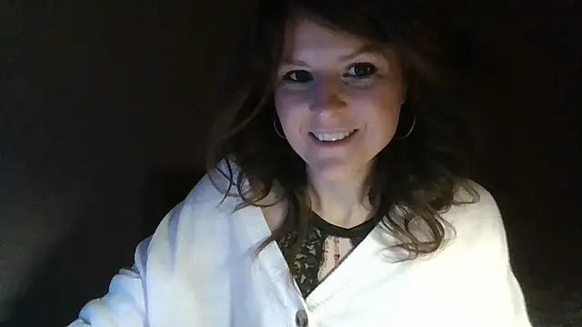 Snapshot of Arivonne chatting on February 2026 03:21:02 PM Arivonne online show from February 2026 03:21:02 PM