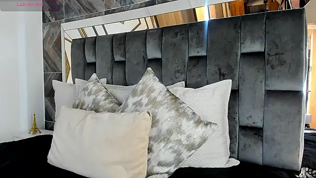 NaylaGrey online show from January 2026 12:08:01 PM