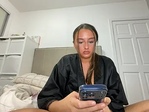 Playfulvixen25 online show from April 2026 11:17:02 PM