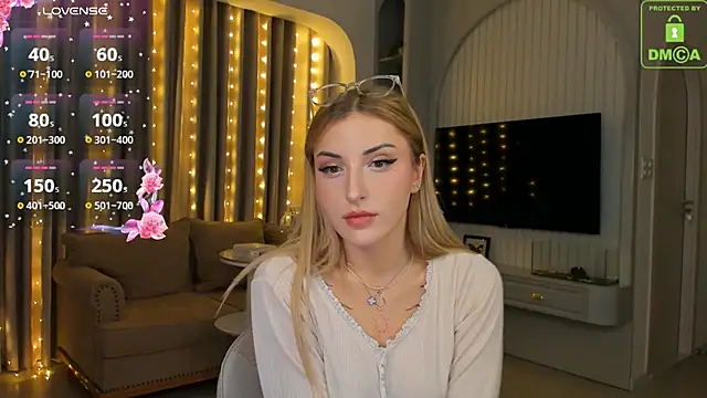 AmyVilvet  online show from July 2026 09:04:01 PM