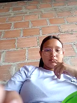 young dairy01 online show from November 2025 12:19:01 PM