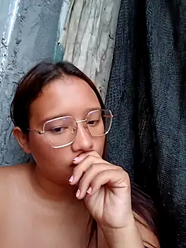 young dairy01 online show from November 2025 10:47:02 AM