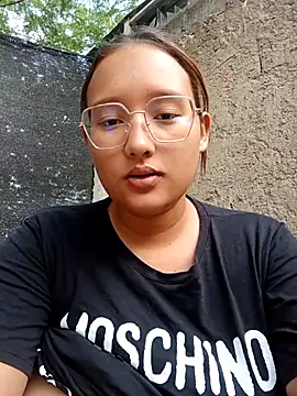 young dairy01 online show from November 2025 11:32:01 AM