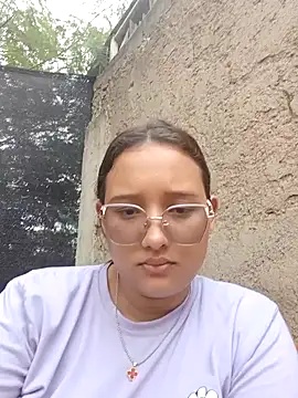 Snapshot of young_dairy01 chatting on October 2025 12:39:01 PM young dairy01 online show from October 2025 12:39:01 PM