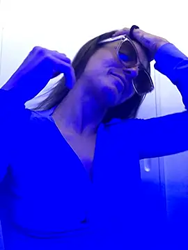 alexerockstar94 online show from April 2026 04:46:01 PM