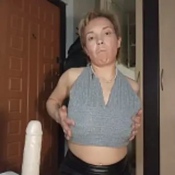 Conny Shellie online show from April 2026 08:27:01 PM