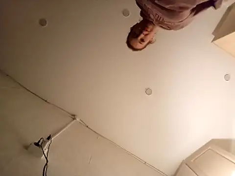 Conny Shellie online show from April 2026 07:09:02 PM