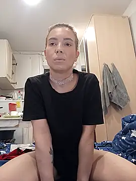 Conny Shellie online show from December 2025 11:31:01 AM