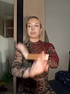 Conny Shellie online show from February 2026 11:43:01 AM