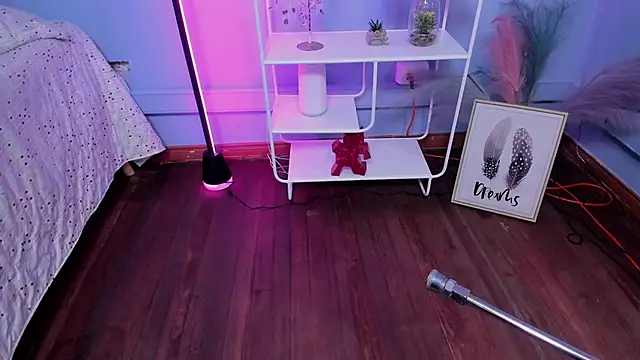 KathiaSaenz  online show from December 2025 04:35:02 AM