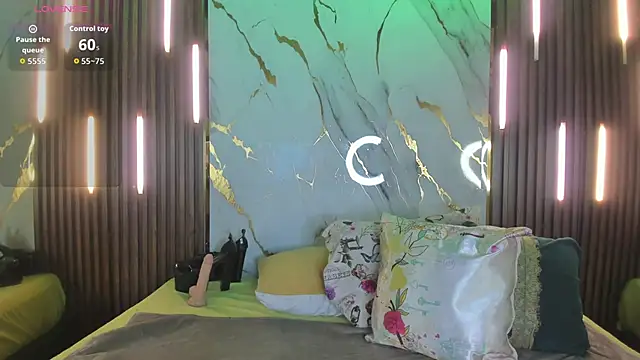 NoahVidall online show from April 2026 06:05:01 AM