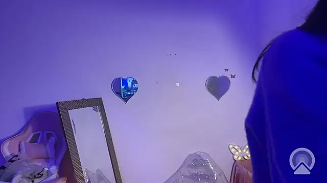 isa martinexxx online show from November 2025 12:59:02 AM