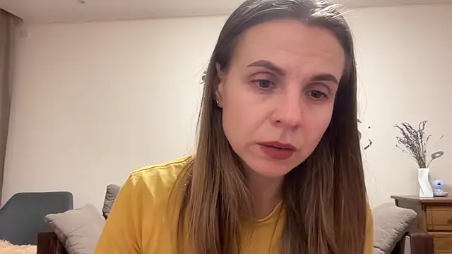 AnnieLove7722 online show from October 2025 06:53:02 PM