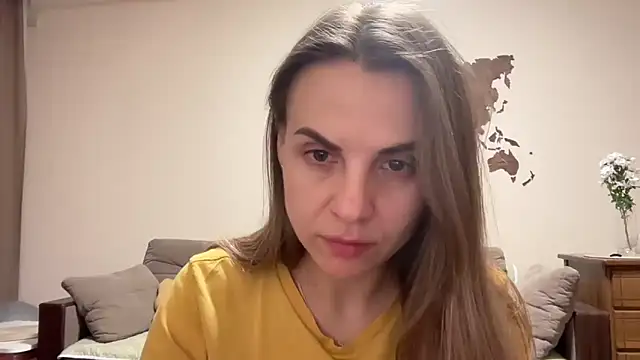 AnnieLove7722 online show from December 2025 11:23:02 AM