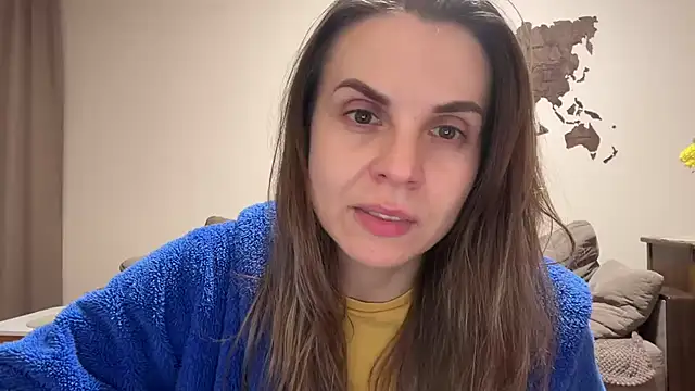 AnnieLove7722 online show from November 2025 07:46:01 PM