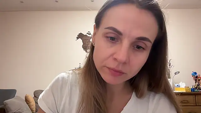 AnnieLove7722 online show from October 2025 10:14:02 AM