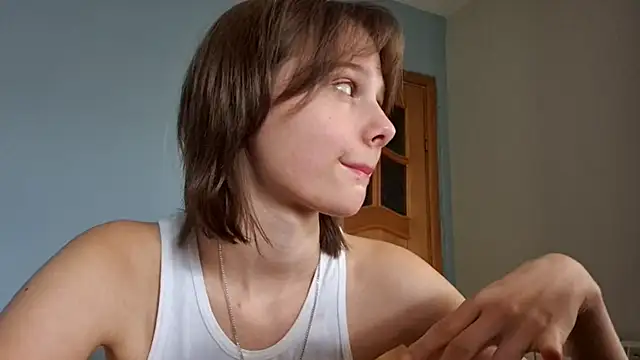 Snapshot of ExitedTroth chatting on September 2025 12:33:01 PM ExitedTroth online show from September 2025 12:33:01 PM