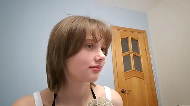 Snapshot of ExitedTroth chatting on October 2025 05:25:02 PM ExitedTroth online show from October 2025 05:25:02 PM