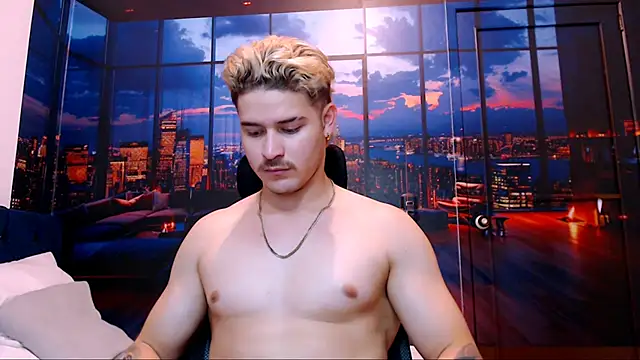 AlexPiersss online show from October 2025 07:15:02 PM