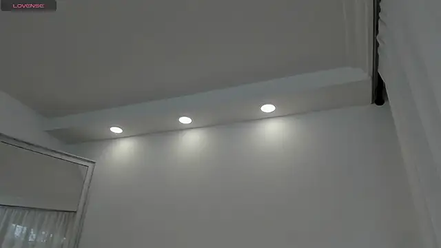 Snapshot of sofi_laane chatting on November 2025 12:32:02 PM sofi laane online show from November 2025 12:32:02 PM