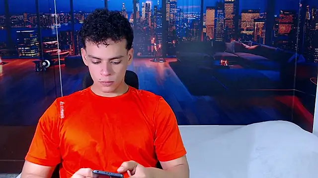 DominicBlazze online show from October 2025 07:03:02 PM