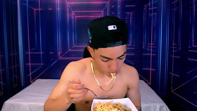 RomeoMillerr online show from October 2025 07:04:02 PM