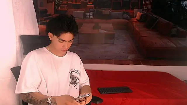 RomeoMillerr online show from December 2025 07:02:01 PM