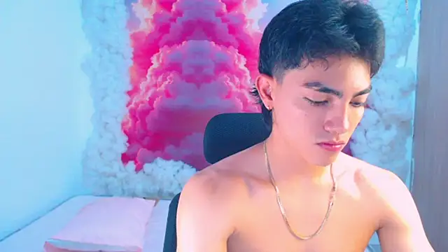 RomeoMillerr online show from October 2025 07:21:01 PM