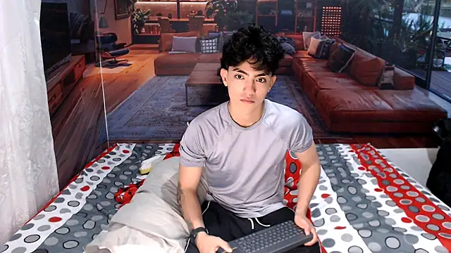 Snapshot of RomeoMillerr chatting on June 2026 04:34:01 PM RomeoMillerr online show from June 2026 04:34:01 PM
