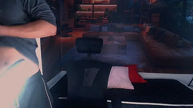 RomeoMillerr online show from December 2025 08:10:02 PM