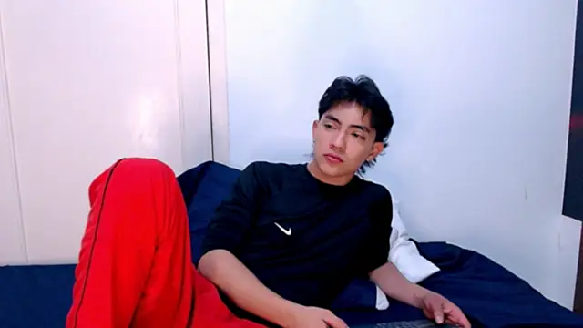 RomeoMillerr online show from November 2025 07:19:01 AM