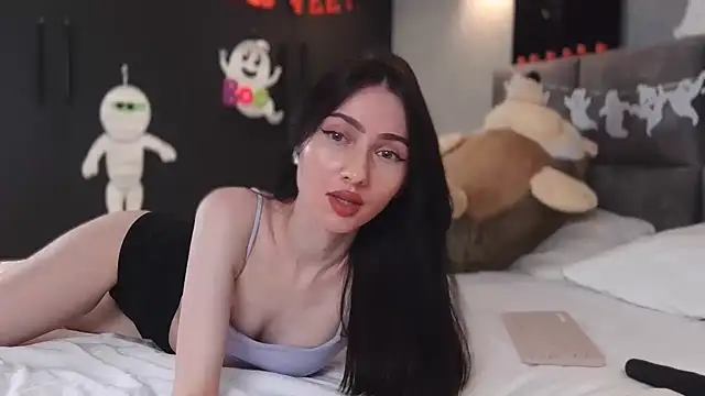 AnaMoonlight online show from October 2025 05:56:02 PM