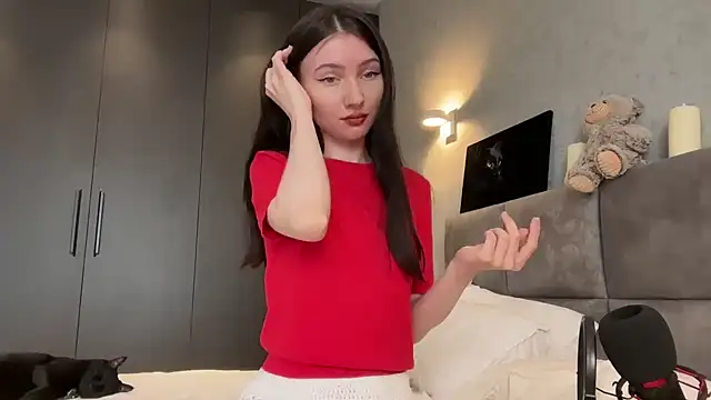 AnaMoonlight online show from March 2026 07:47:01 AM