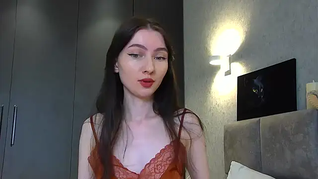 AnaMoonlight online show from March 2026 04:45:01 AM