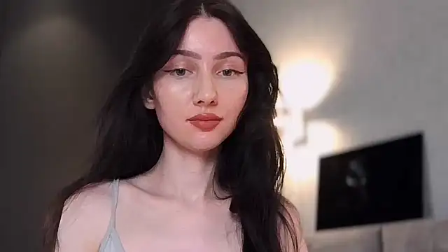 AnaMoonlight online show from November 2025 07:28:01 PM