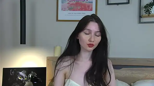 AnaMoonlight online show from April 2026 04:45:01 PM