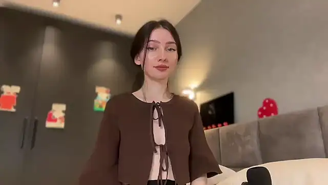 AnaMoonlight online show from November 2025 10:47:02 AM