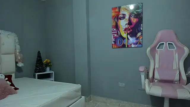 Athenea  fox online show from December 2025 11:56:01 AM