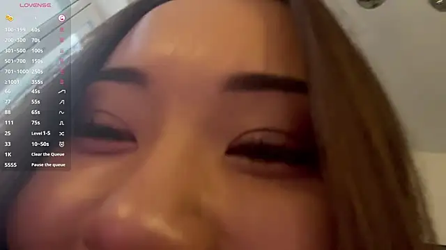 Ur neighbor Kira online show from June 2026 01:19:02 PM