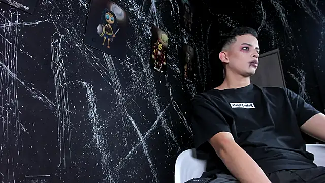 Snapshot of JuanSixx chatting on October 2025 08:41:01 PM JuanSixx online show from October 2025 08:41:01 PM